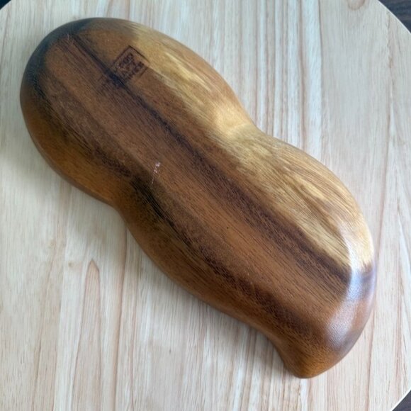 Handcrafted Monkey Pod Wood divided Serving Dish - Picture 9 of 13